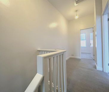 3 bedroom terraced house to rent - Photo 6