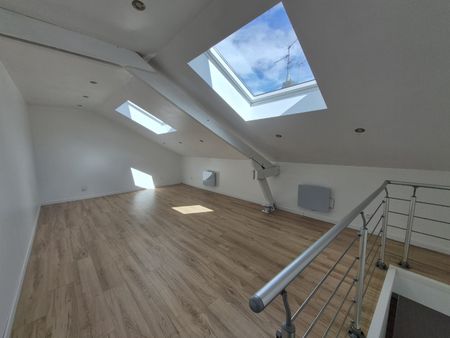 Location Appartement 4 pièces 127m² HARNES 62440 - Photo 5