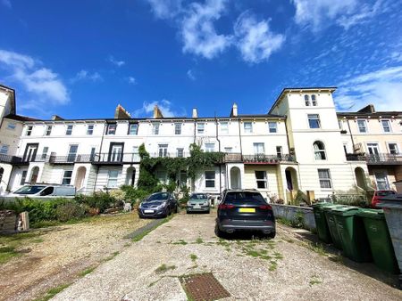 4 bedroom ground floor maisonette to rent - Photo 5