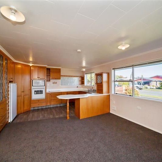 10 Davidson Street,Hawera - Photo 1