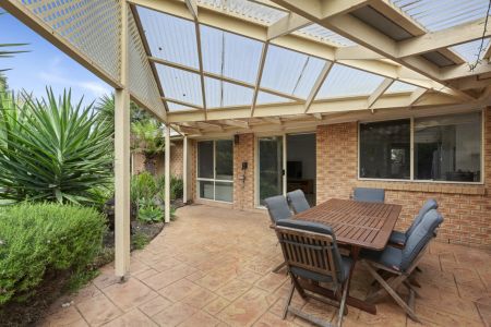 4 bedroom house by the bay - Photo 3