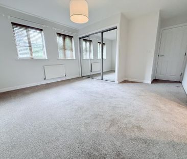 4 bedroom detached house to rent - Photo 4