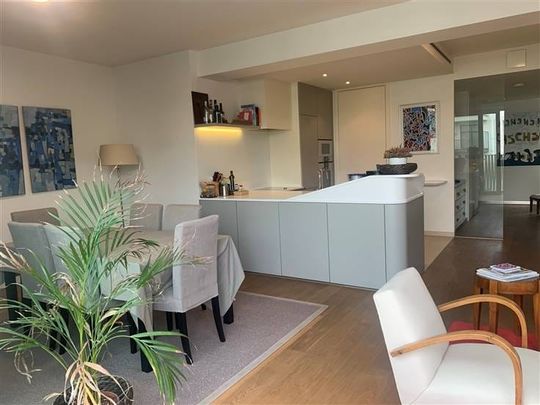 Appartement te huur - Photo 1