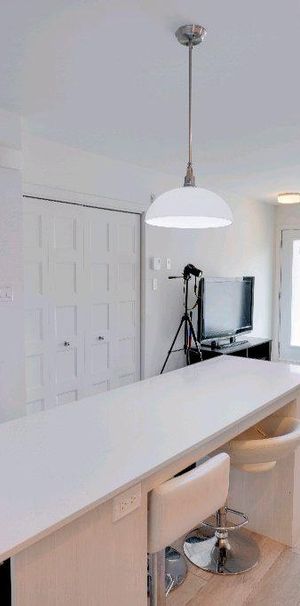 CONDO 3 ½ MODERNE À LOUER – SAINT-HUBERT (LONGUEUIL). Disponible le 1er juin - Photo 1