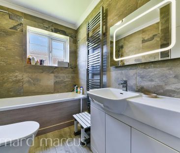 3 bedroom flat to rent - Photo 5