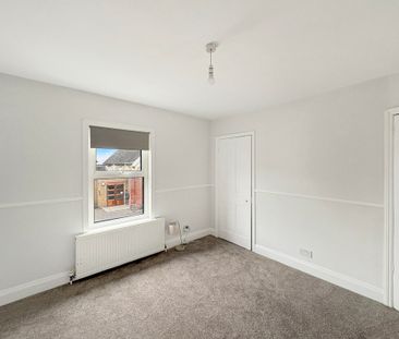 Situated along the High Street, this charming 3 bedroom character h... - Photo 5