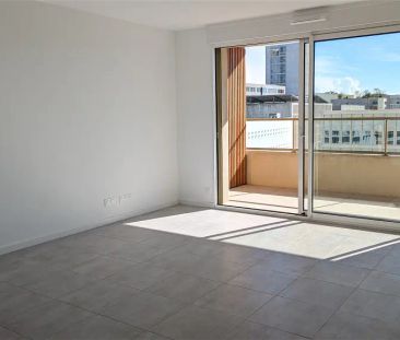 Location appartement 2 pièces - 45m² à Nice (06200) - Photo 2