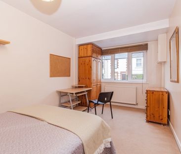 New High Street, Headington - Photo 5