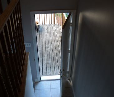 For Lease - 43 Spitfire Drive Unit# Upper Unit, Hamilton, Ontario - Photo 1