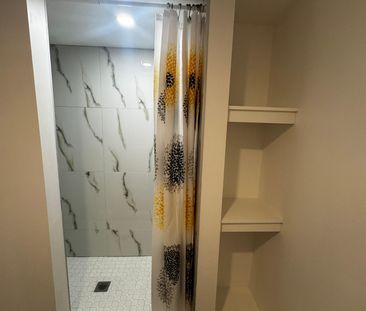 For Lease - 2618 Buroak Drive, London North, Ontario - Photo 4