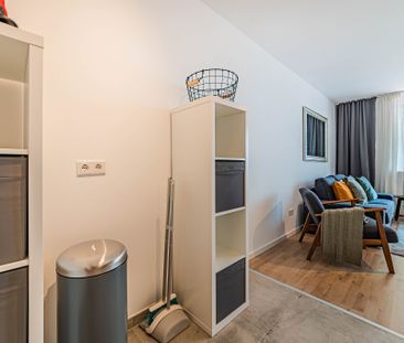 City-Residence: Schick möblierte Wohnung mit Skylineblick in schöne... - Photo 3