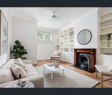 Renovated peninsula home with city glimpses - Photo 1