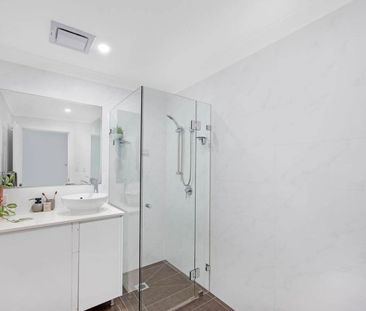 Split Levels for Leasing in PYMBLE - Ground Level w/ Backyard - Photo 5