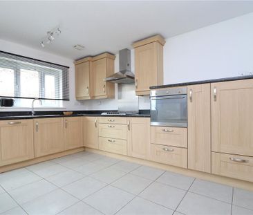 4 bedroom terraced house to rent - Photo 6