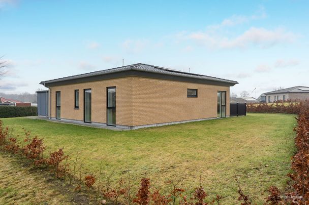 Velkommen til Grønborgparken i Give. - Foto 1