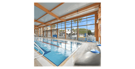 Modern & Spacious 3 Bedroom Apartment with Double Garage in the Portofino Building – Perfect for Family Living - Photo 2