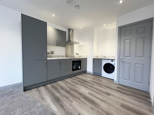 Prospect Hill, Redditch, B97 - Photo 1