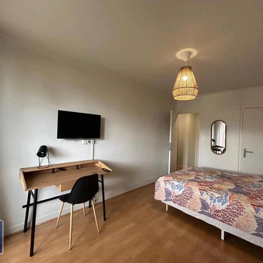 Appartement à louer 5 pièces 82.99m² - Photo 1