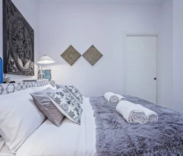 Carrer de Sants, Barcelona, Catalonia 08014 - Photo 2