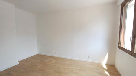 location Appartement T2 DE 49.82m² À CHATENAY MALABRY - Photo 3