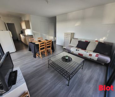 Location Appartement 2 pièces 51m² VEZIN LE COQUET 35132 - Photo 4