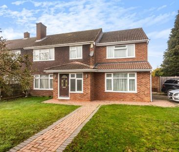 Hazell Way, Stoke Poges, Buckinghamshire,SL2 - Photo 3