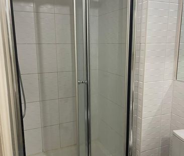 2 Bed Flat, Iliffe Close, RG1 - Photo 5