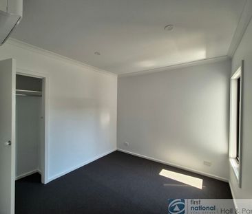 2 / 40 Tinks Road, Narre Warren - Photo 2