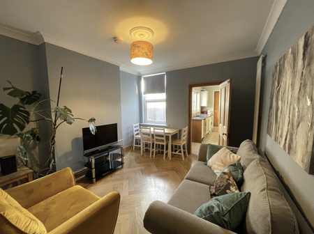 4 bedroom terraced house to rent - Photo 2
