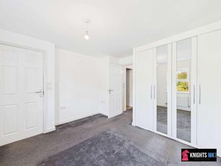 Fieldfare Close, Corby, NN18 - Photo 2
