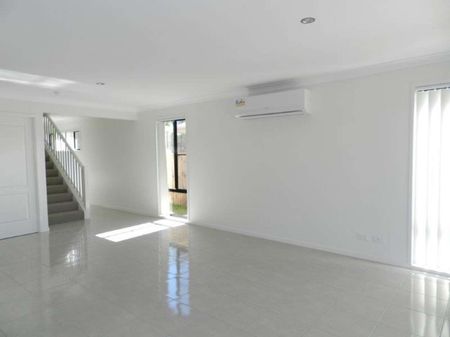 MODERN TWO STOREY HOUSE IN SOUGHT AFTER ESTATE - Photo 4