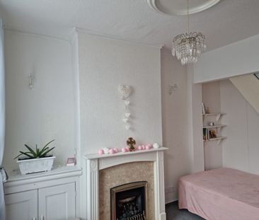 2 Bed Terraced House, Holywell Road, LE2 - Photo 4