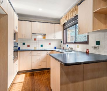 Perfect Family Home - Photo 2