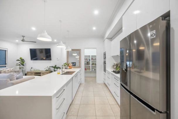 Executive Living in Bohle Plains - Photo 1