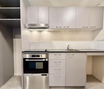 Modern City Living at Imperial Gardens - Photo 2