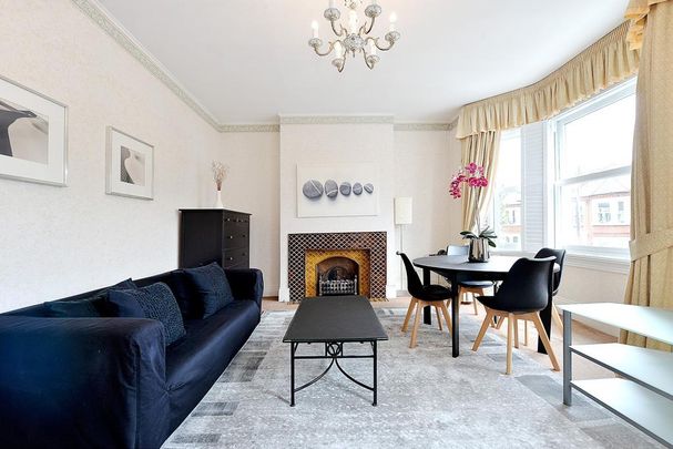 2 bedroom flat to rent - Photo 1