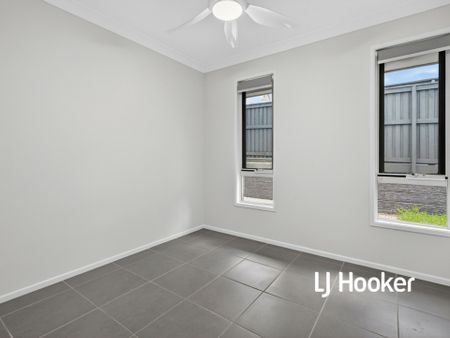 201 Maundrell Terrace, Chermside West QLD, Belconnen - Photo 3