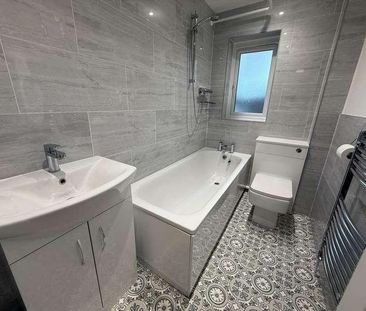 Nightingale Avenue, Frome, Somerset, BA11 - Photo 5