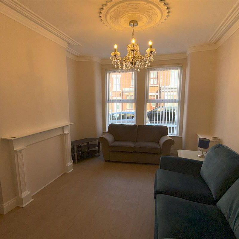 10 Chadwick Street, Belfast BT9 7FD - Photo 1