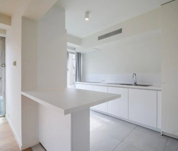 Ruim en modern appartement in het centrum - Roeselare - foto 5
