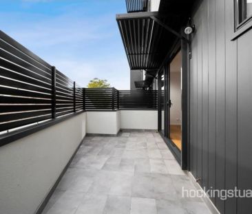 Perfectly positioned - Photo 4