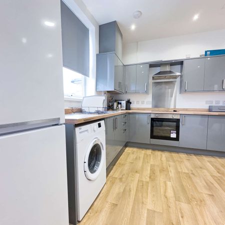 Chald Lane Room 1 - Photo 4