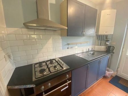 Sheffield Road, Chesterfield, S41 - Photo 3