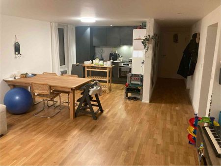 3.5 Zimmer, 72 m², 1. Stock - Foto 2