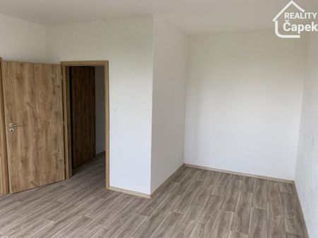Pronájem bytu 1+1 31 m2 - Fotografie 2