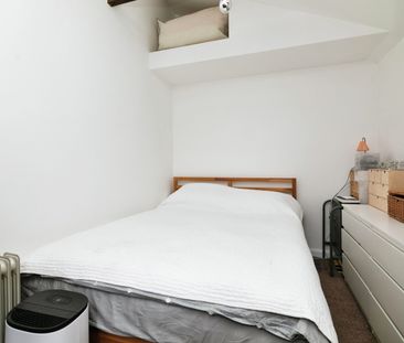 2 Bed Flat, Myrtle Road, E17 - Photo 4