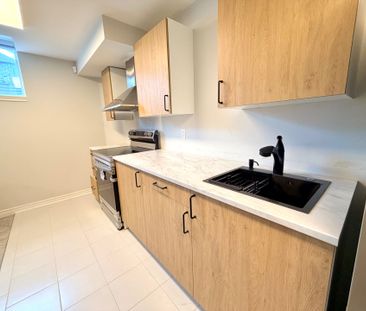 For Lease - 9469 Tallgrass Avenue, Niagara Falls, Ontario - Photo 3