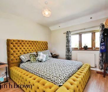 Carpenter Path, Brentwood, Hutton - Photo 1