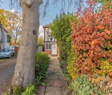 Perth Close, Raynes, SW20 - Photo 1