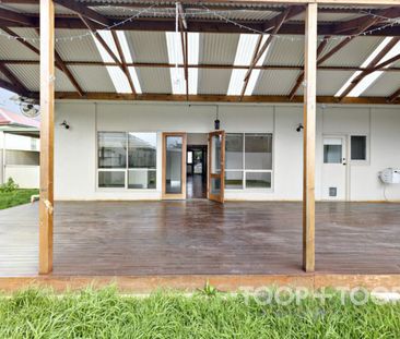 Character Home in Allenby Gardens - Photo 6